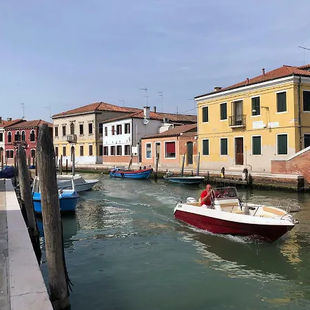 Appartement Tra I Vetri Di Murano Venetië