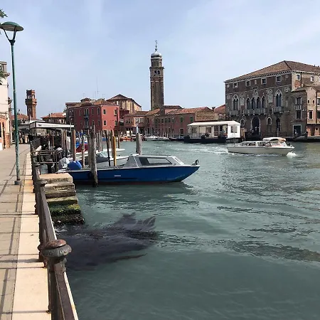 Apartment Tra I Vetri Di Murano Venice